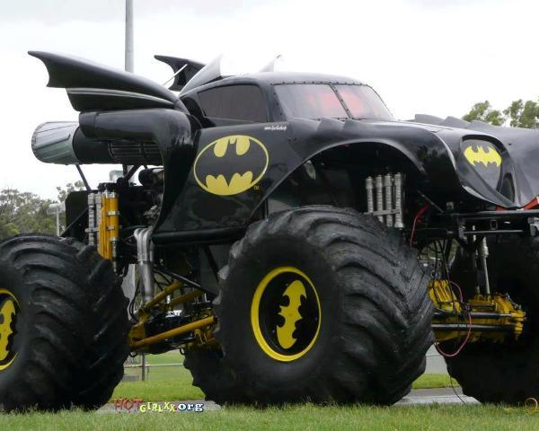 Batmobile-Monster-Truck