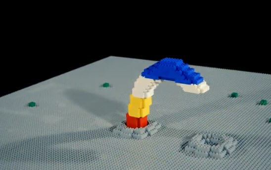 LEGO music video – 1500 hours of moving bricks