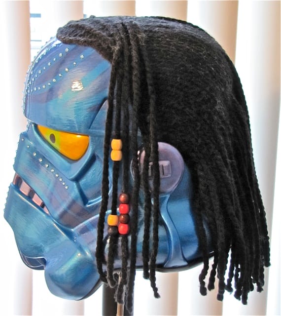 A Na'vi stormtrooper helmet