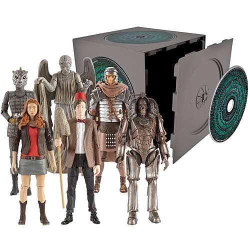 The complete Pandorica Set Doctor Who Action figures