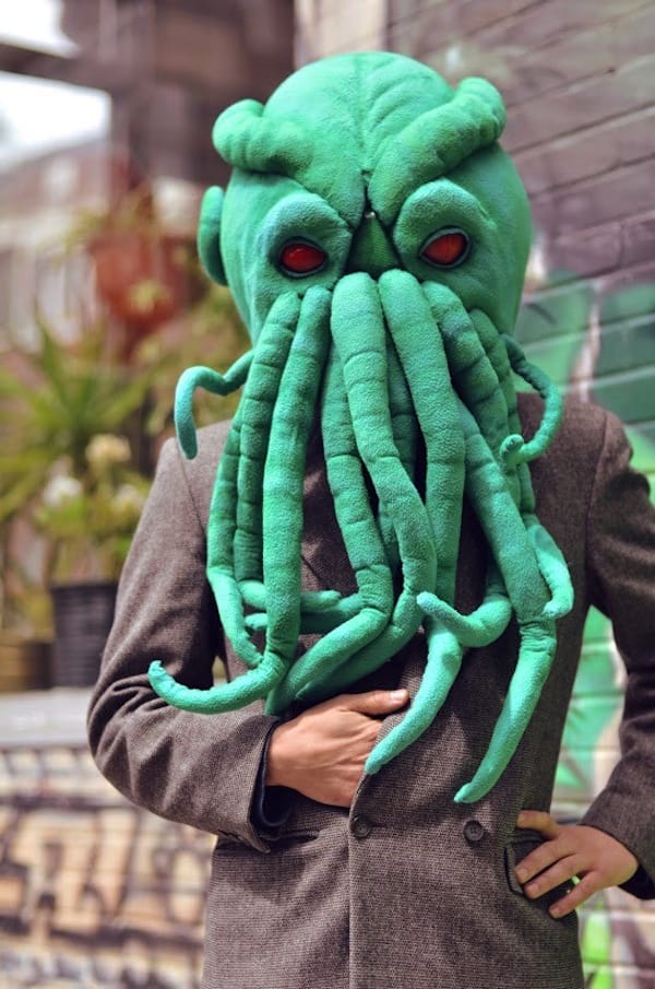 The complete Cthulhu mask