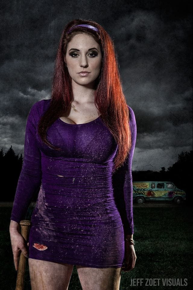 Earn Quick Money Zombie survivor Scooby Doo cosplay