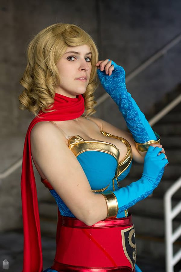Bombshell Supergirl 4