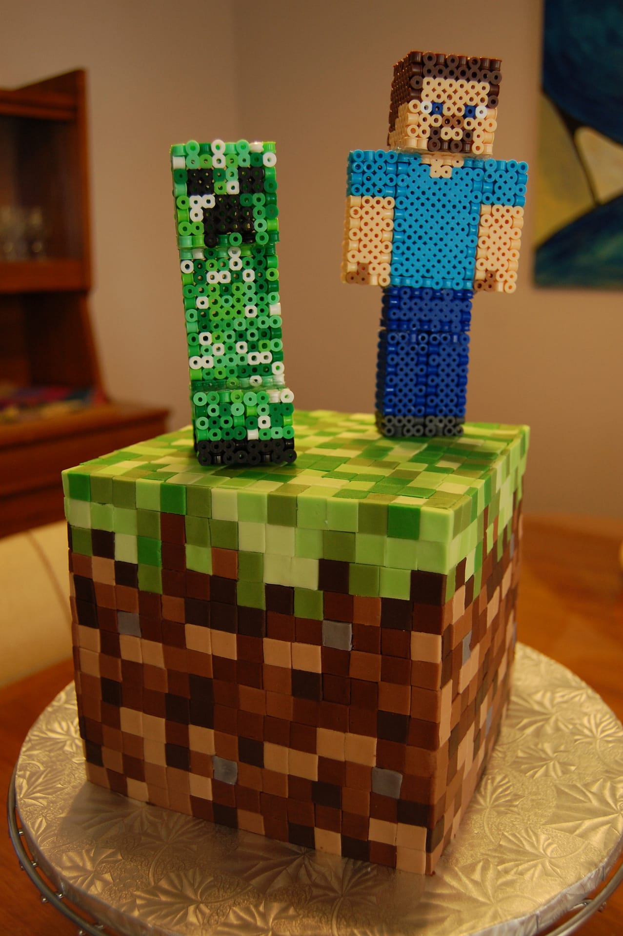 3 impressive Minecraft cakes