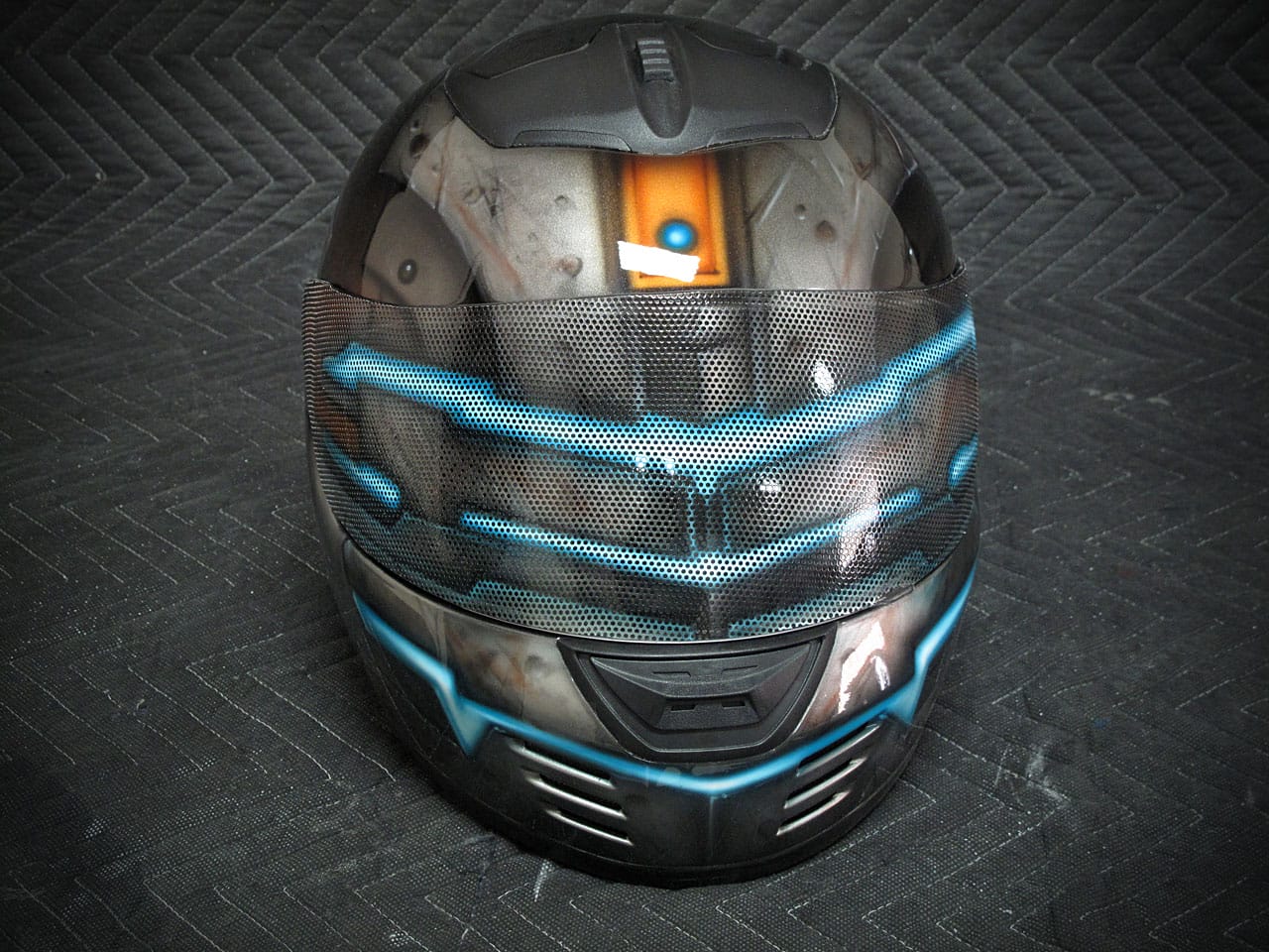 dead_space_motorcycle_helmet