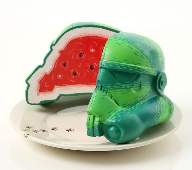 stormtrooper-helmet-art-1