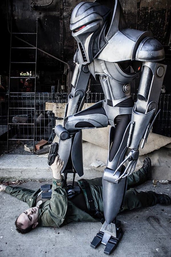 Incredible Cylon Centurion cosplay it may never happen again