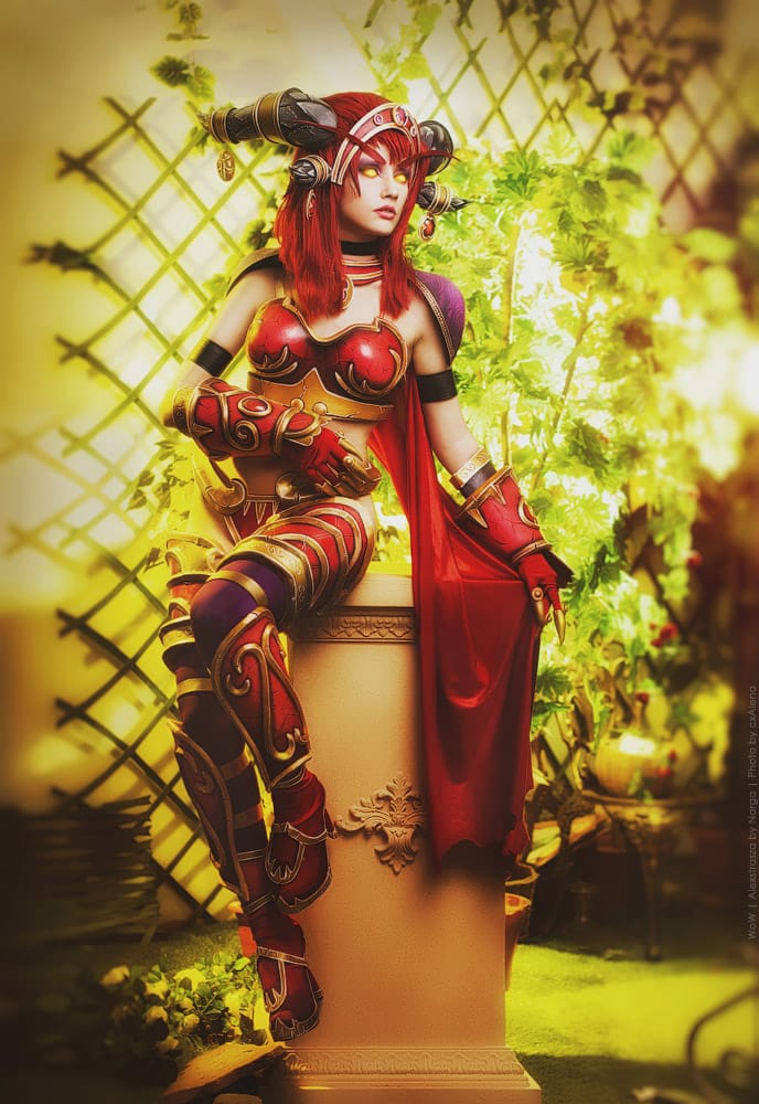 alexstrasza_the_dragonqueen_by_narga_lifestream-d85uonq