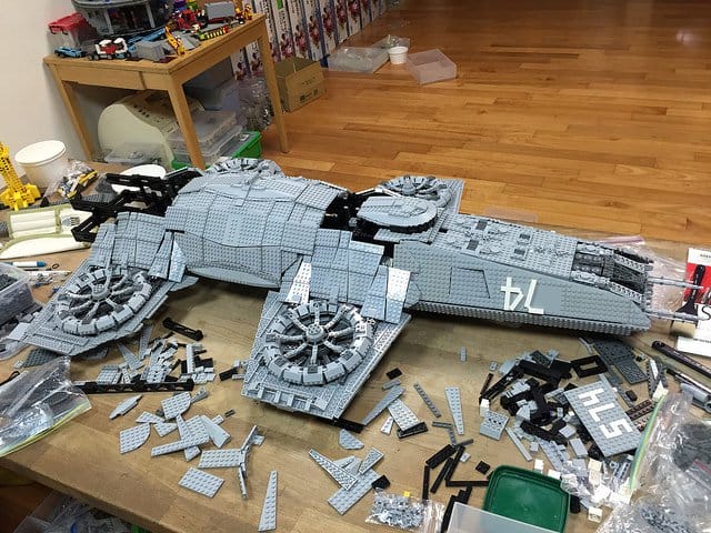 LEGO Helicarrier 5