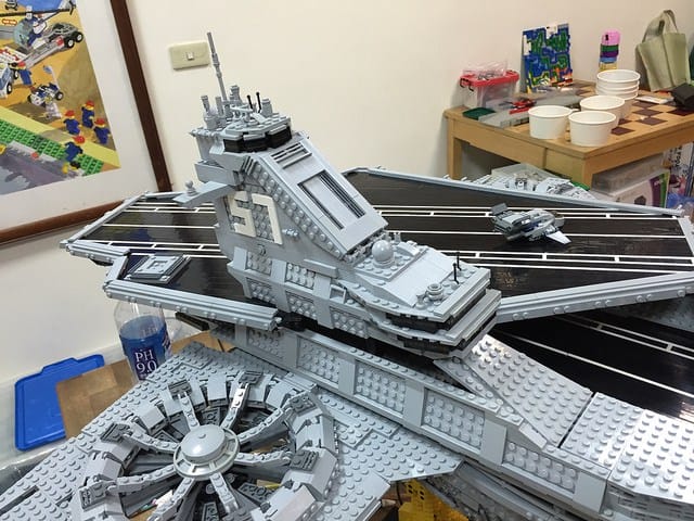 LEGO Helicarrier 7