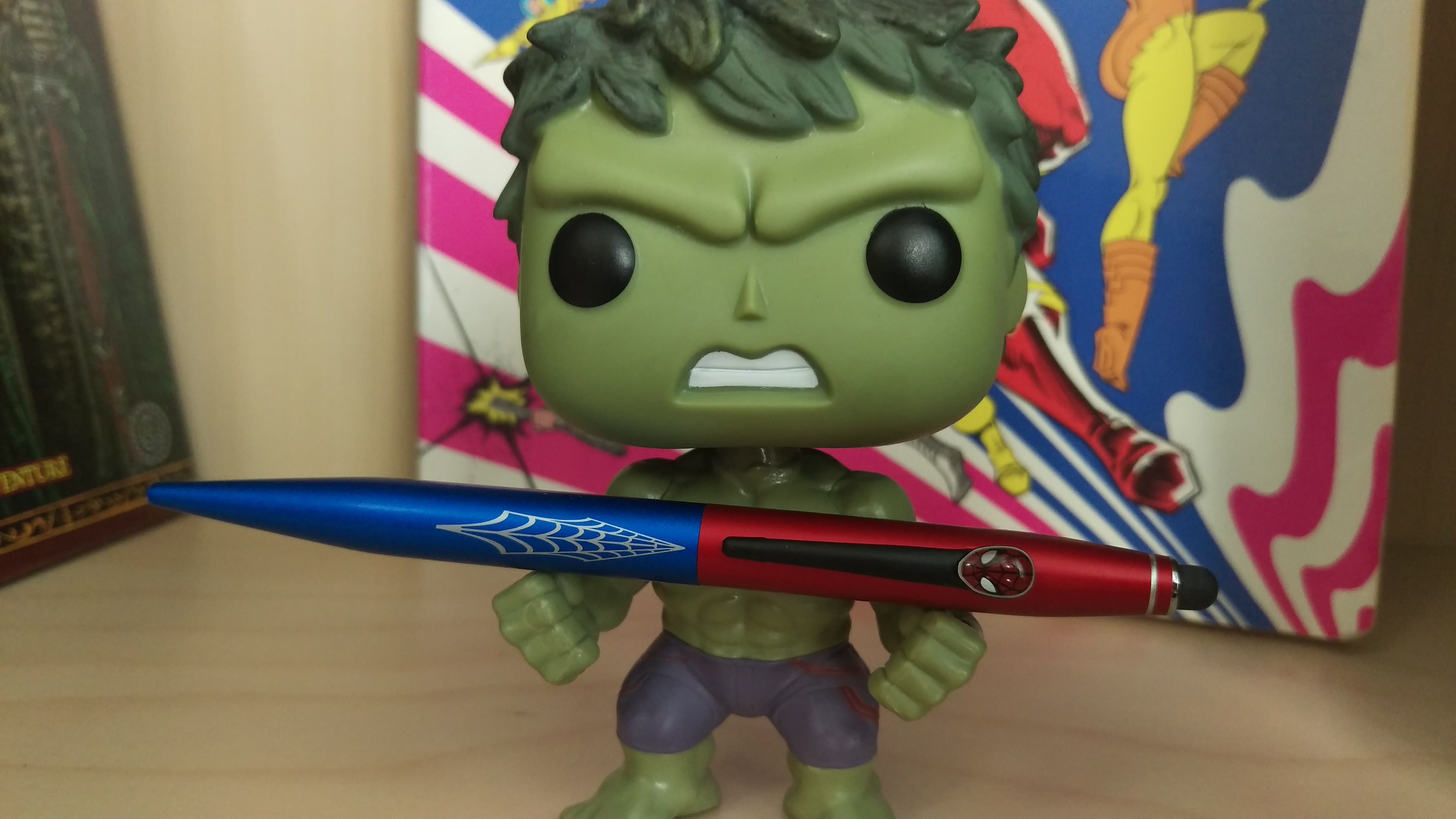 Hulk Chrome Plastic License Plate Frame Marvel