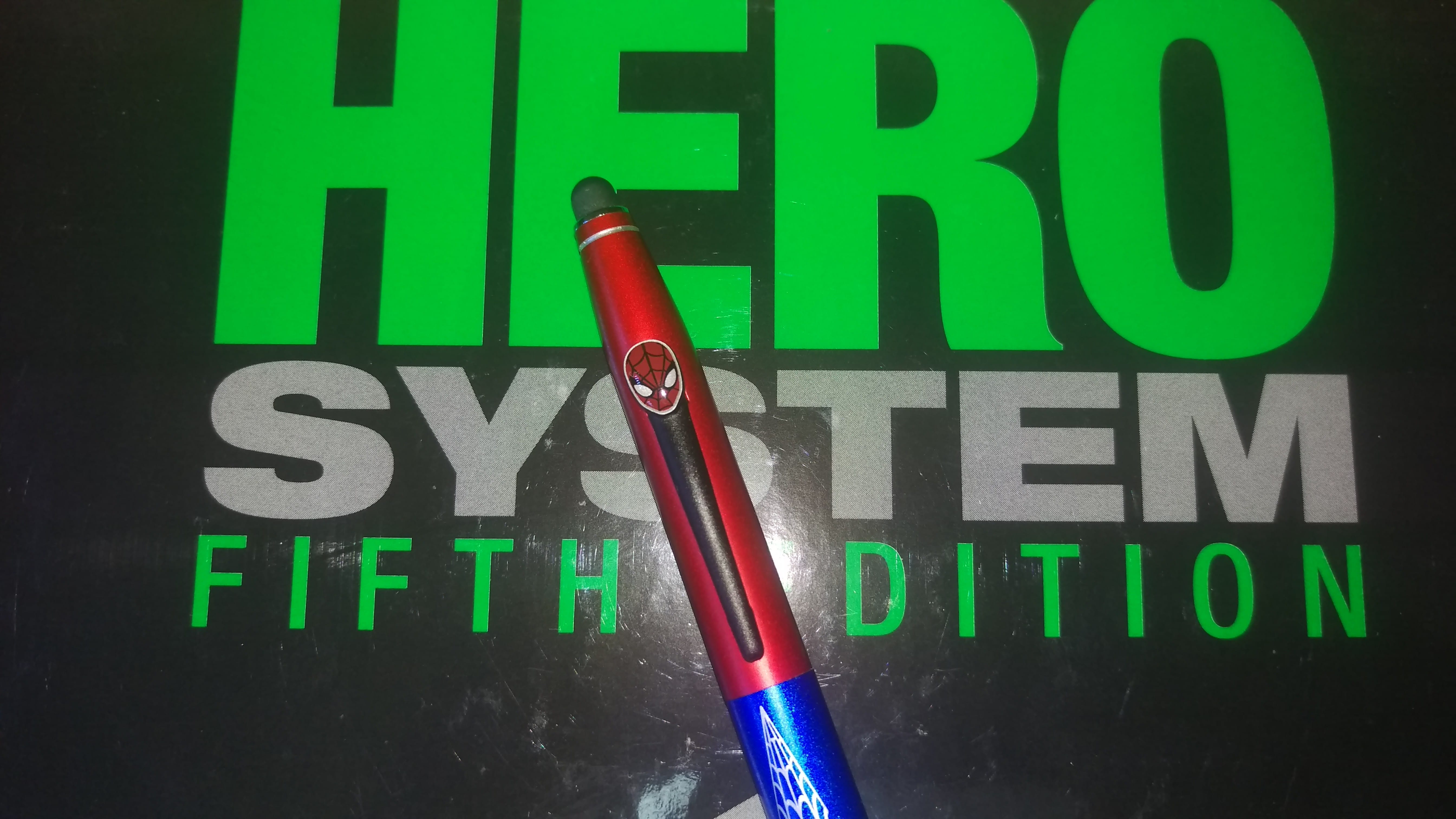 Marvel Cross pen close