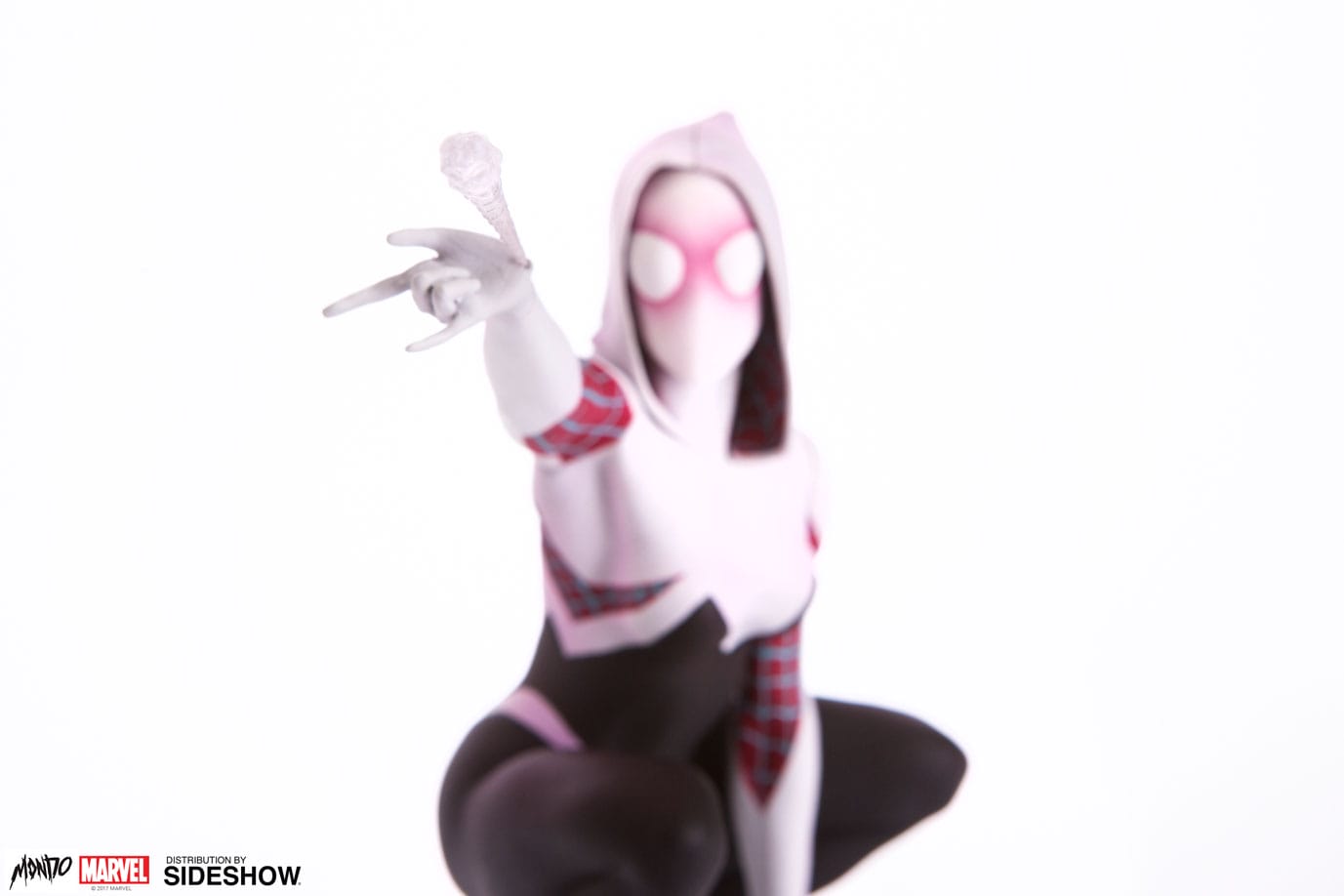 mondo spider gwen statue