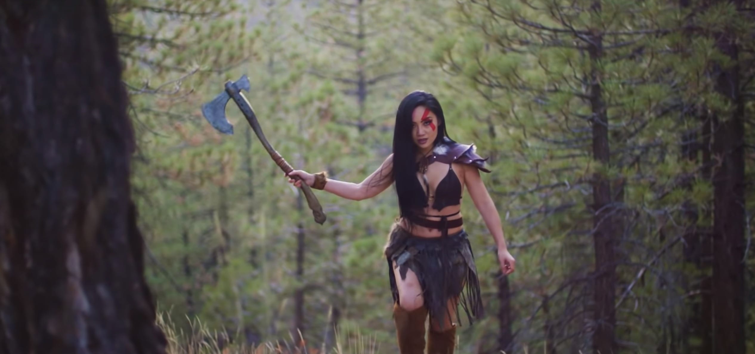 Tina Guo - God of War