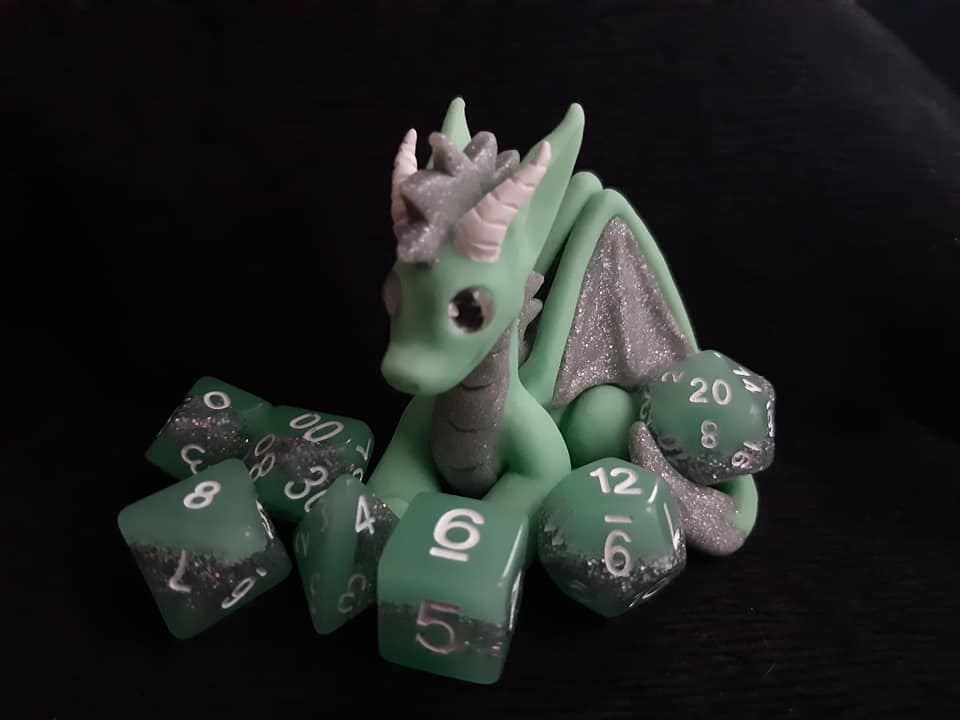 Dragon dice cuddle