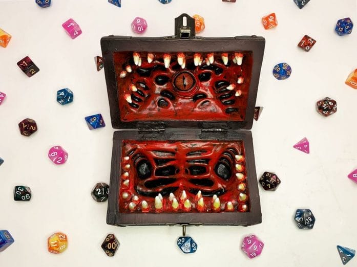 Mimic dice chest