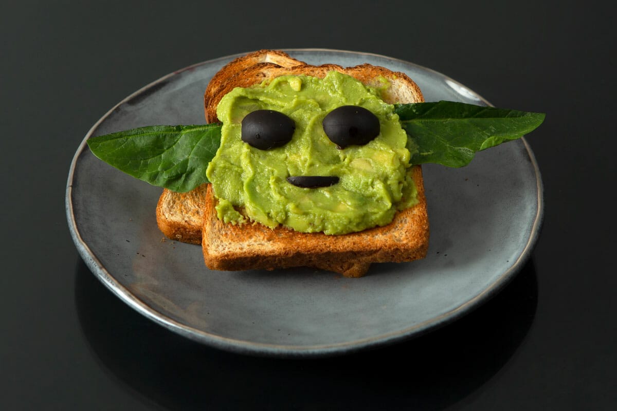 How to make Baby Yoda avocado toast