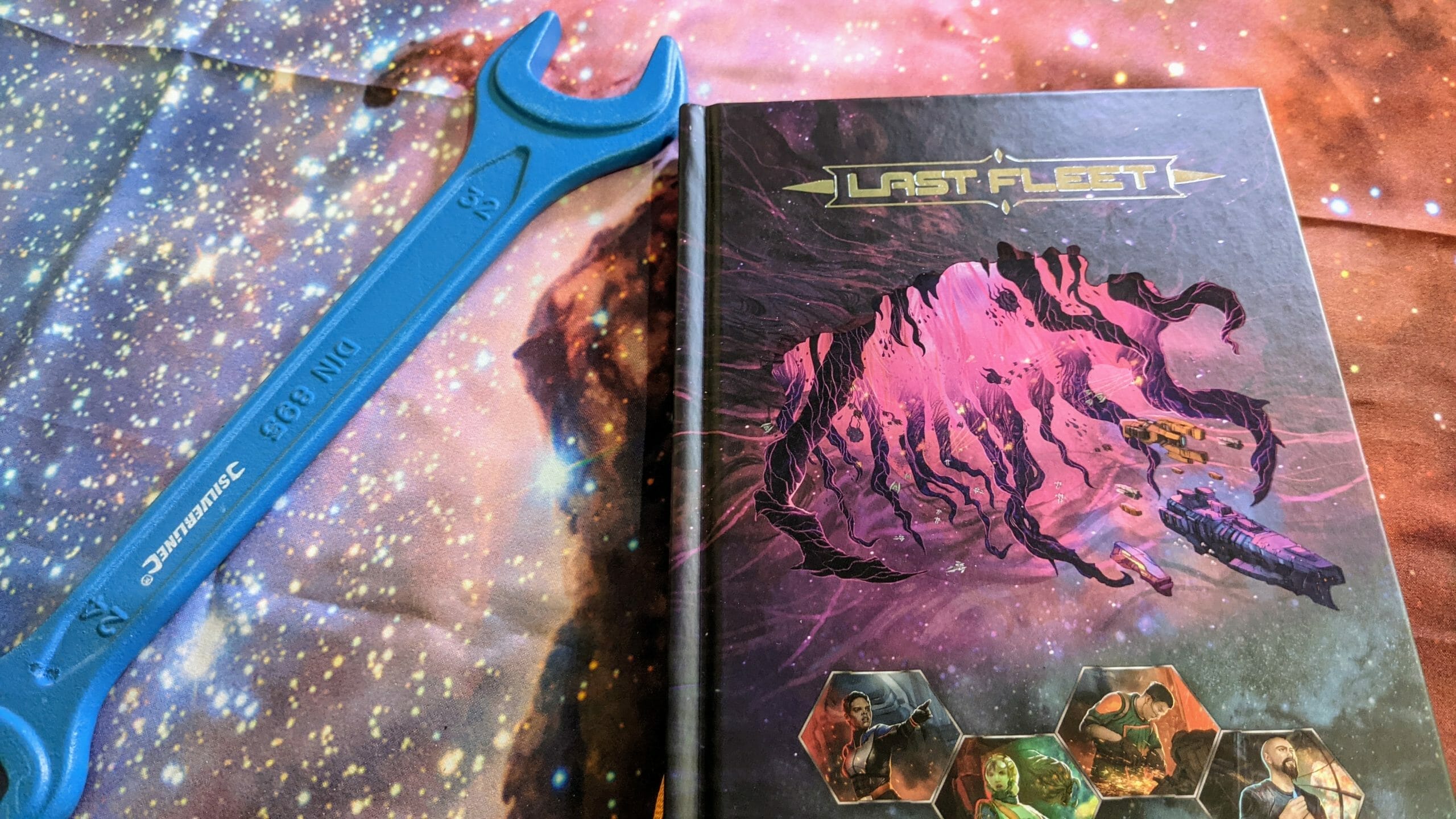 Under pressure sci-fi excellence: A review of Last Fleet