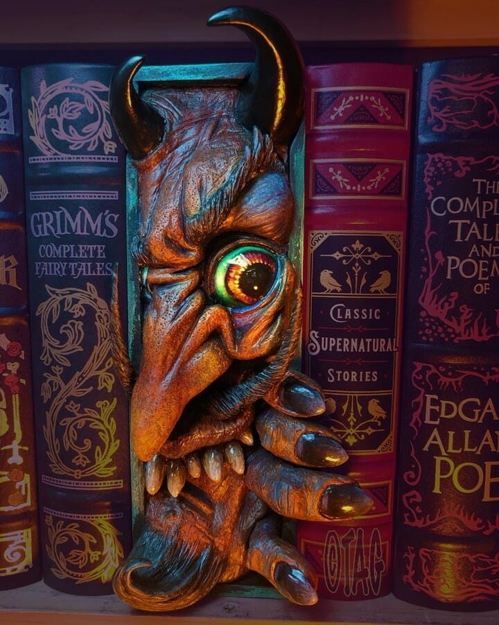 Tom Taggart devil face