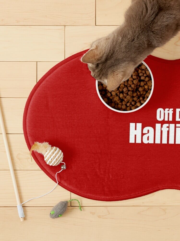 Your cat is an off duty halfling