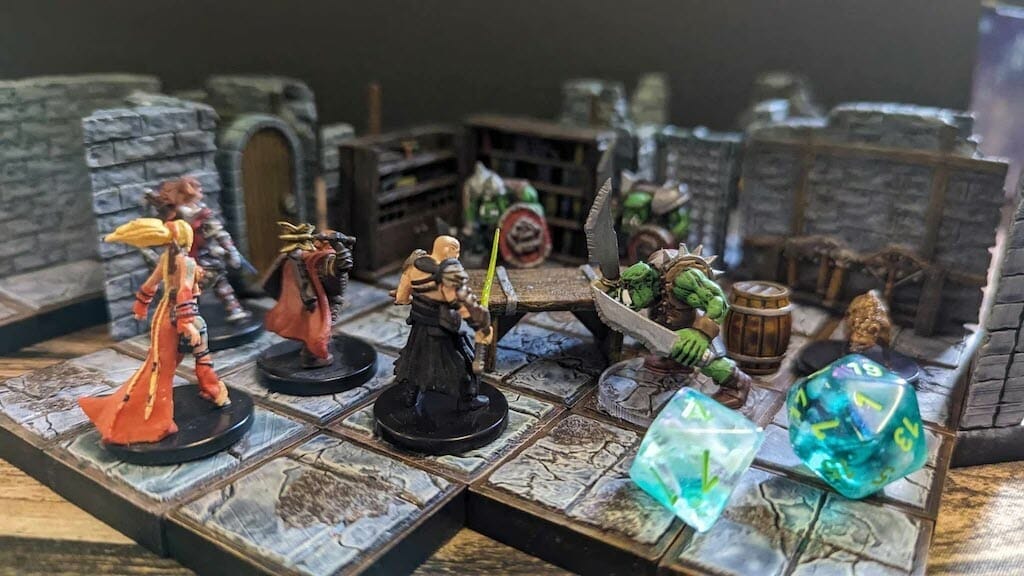 Miniatures on tiles