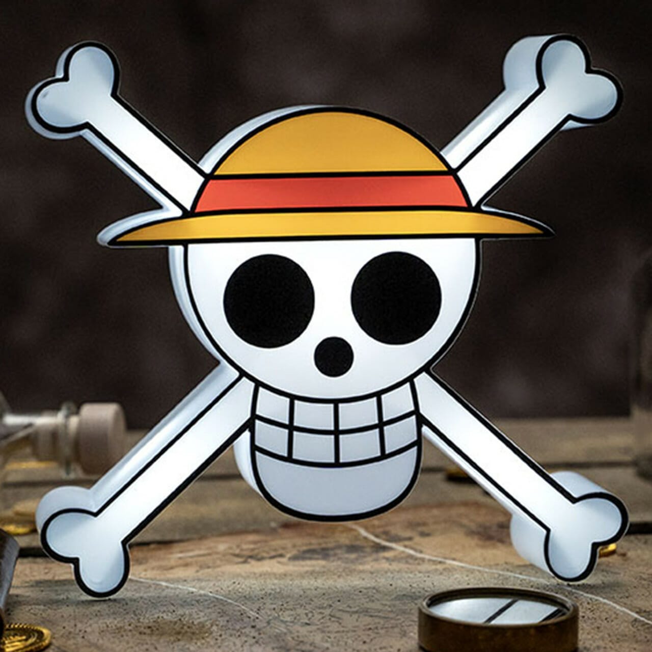 One Piece skull lamp