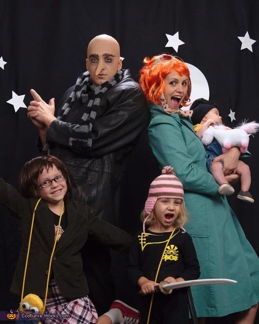Gru and family
