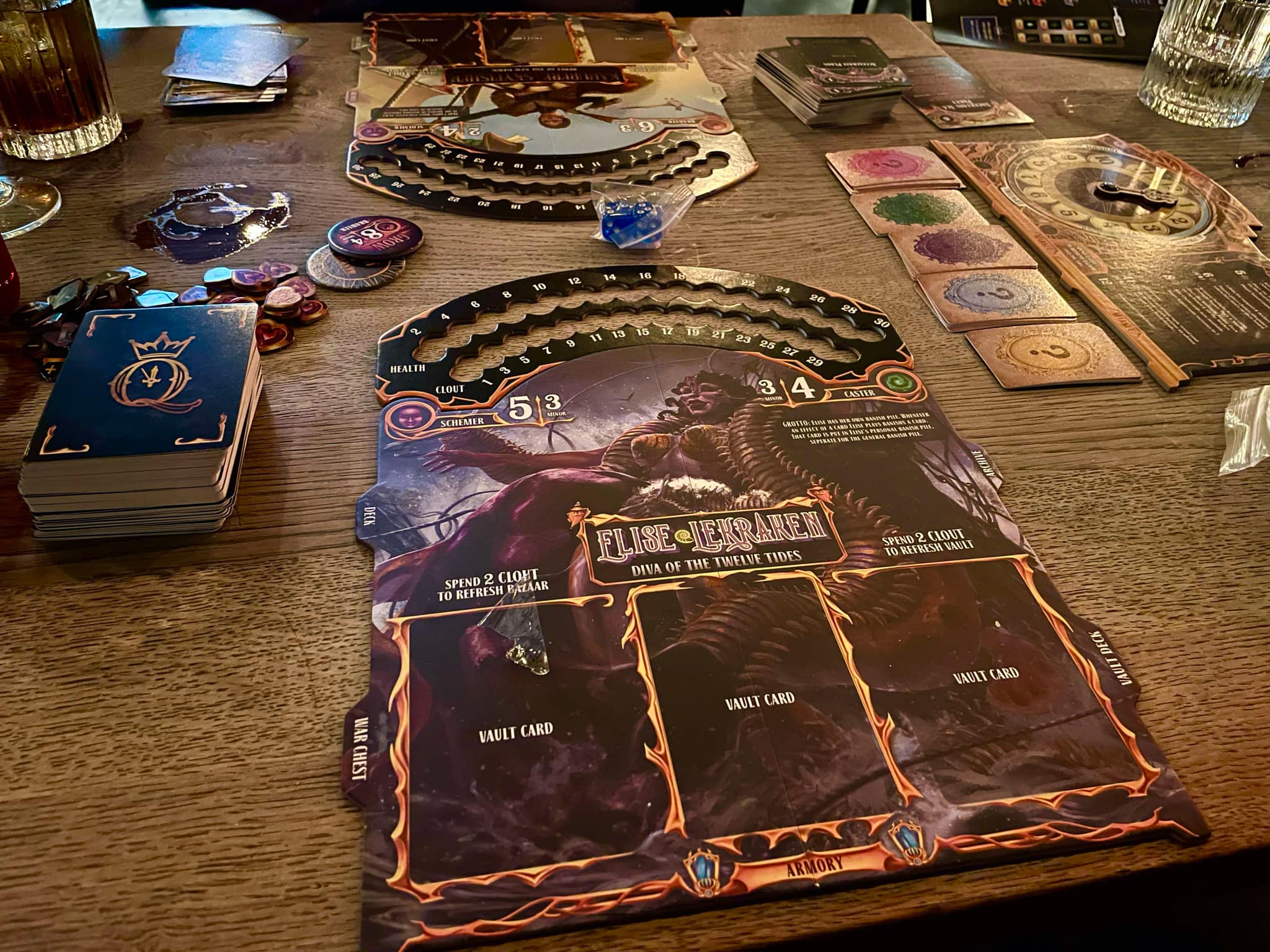 Queen by Midnight – Quarter Past