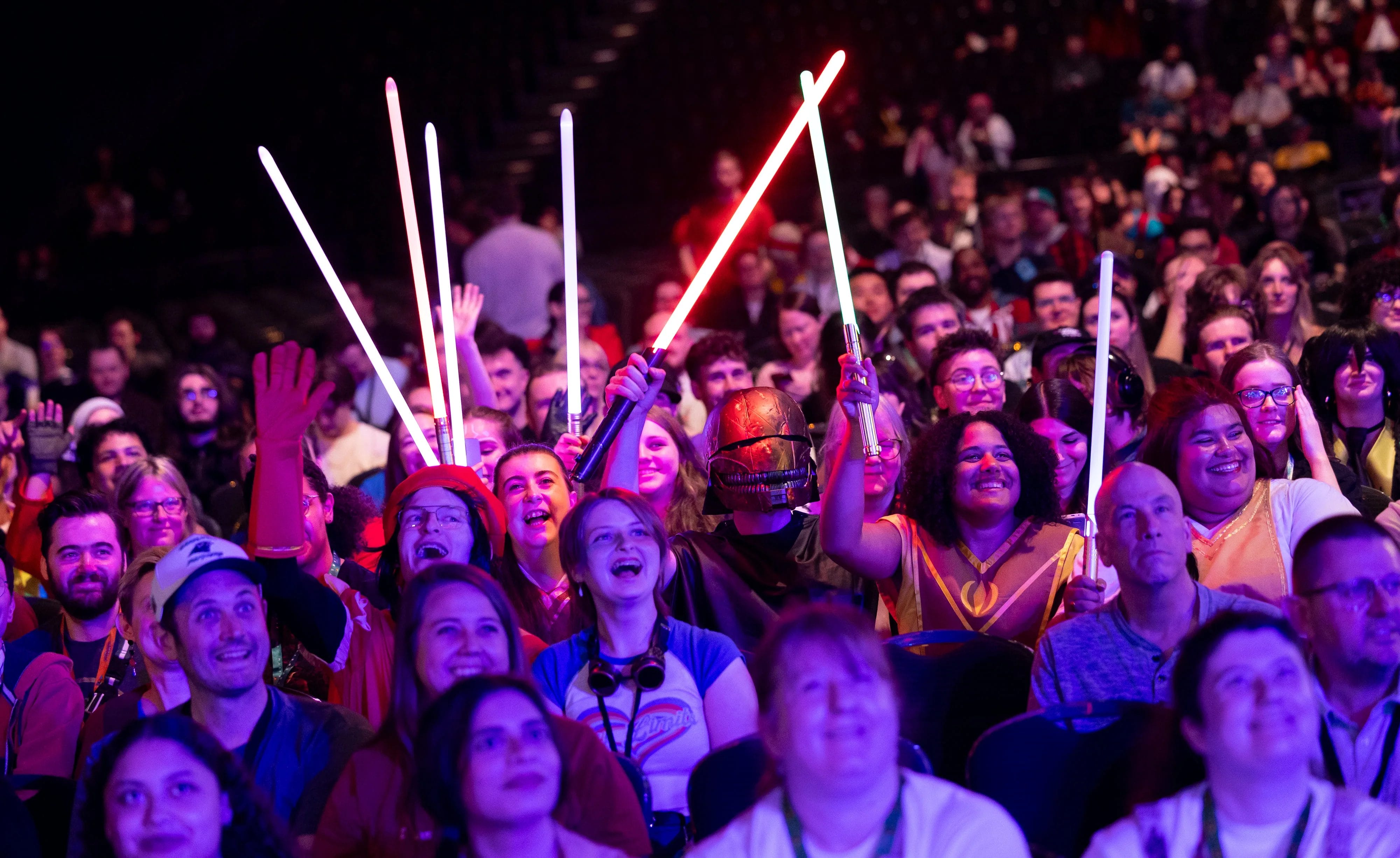 Comic Con London crowds