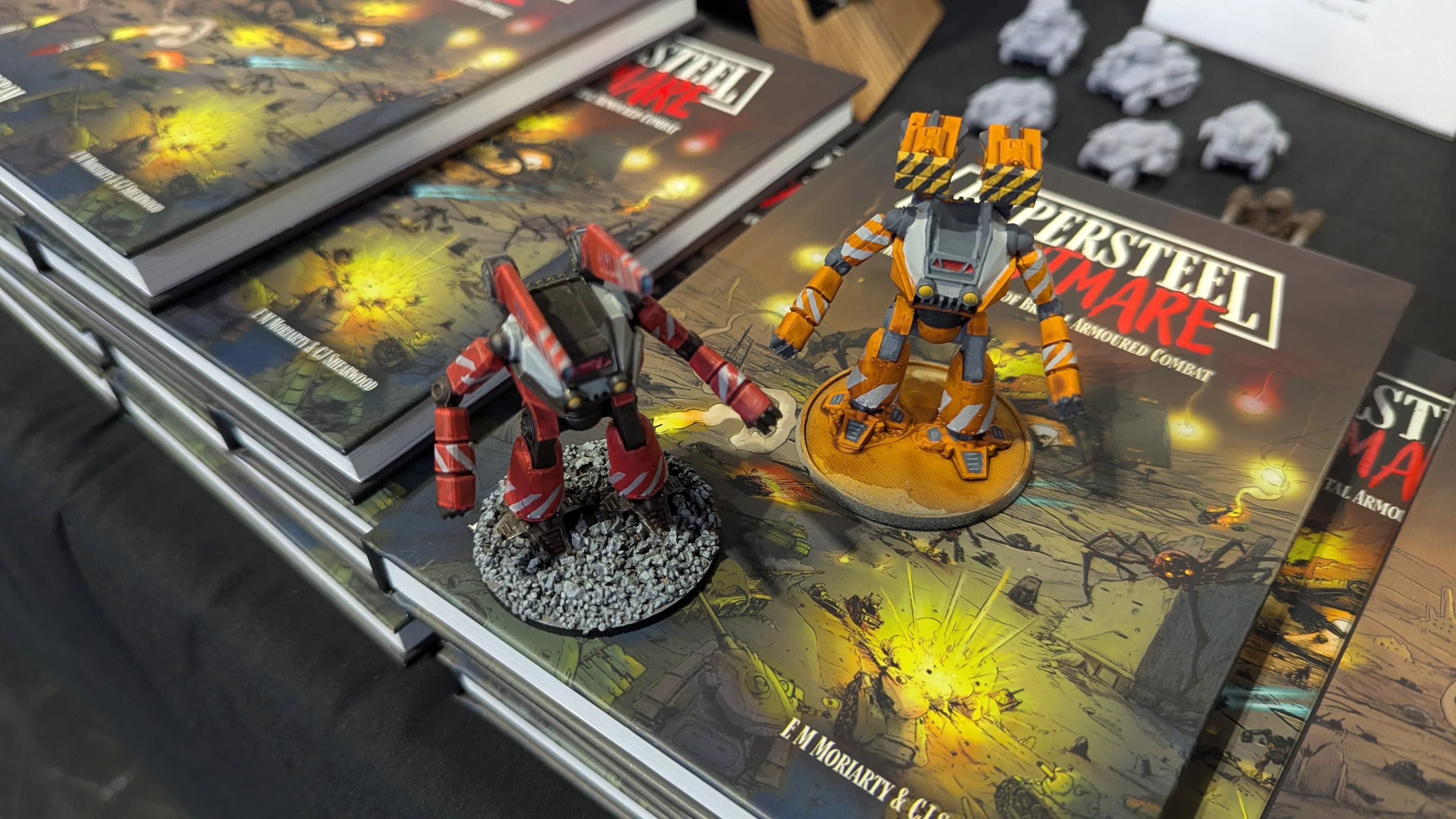 Two transgender mechs just chillin'